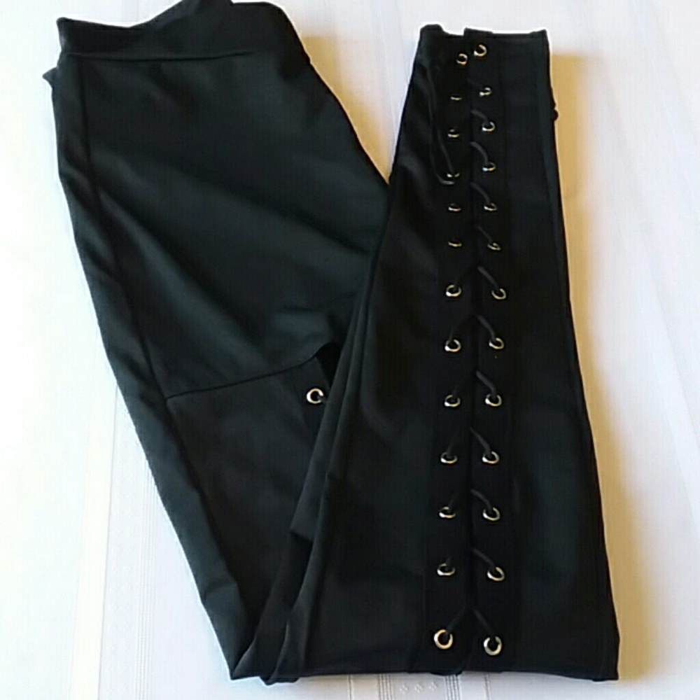 Cross lace up leggings